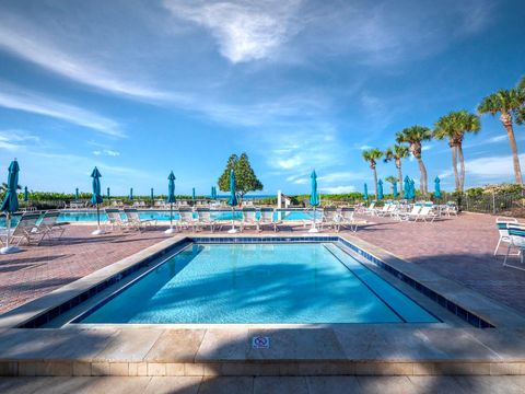 A home in LONGBOAT KEY