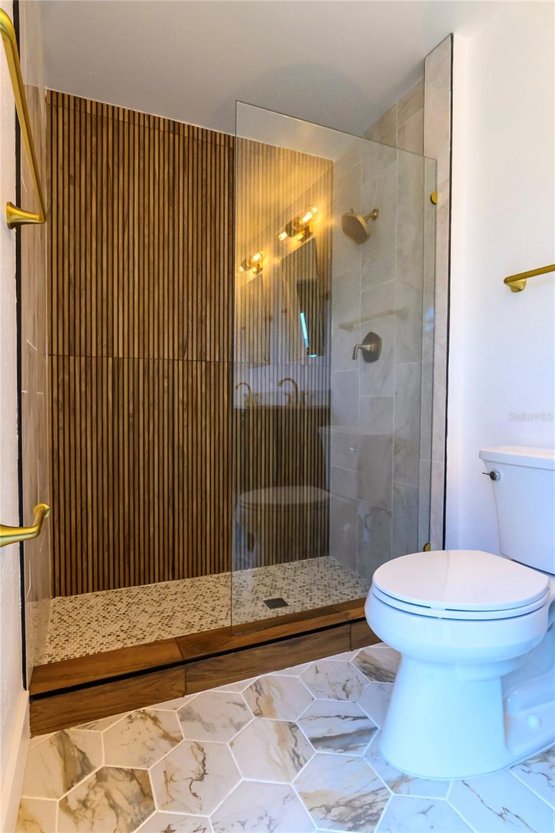 BAY LAKE ESTATES PH I - Residential