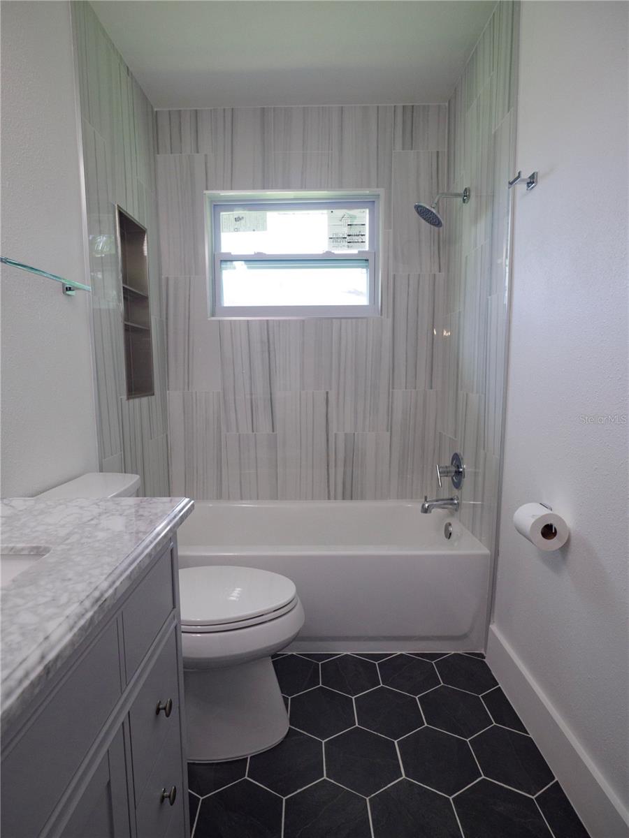 BAY LAKE ESTATES PH I - Residential