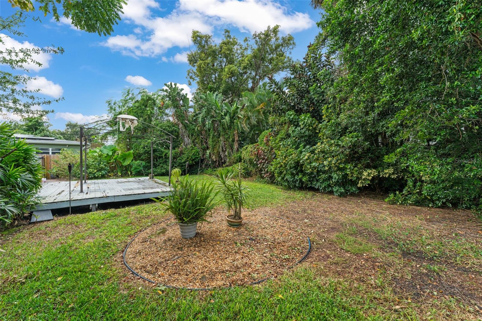RENLEE TERRACE - Residential