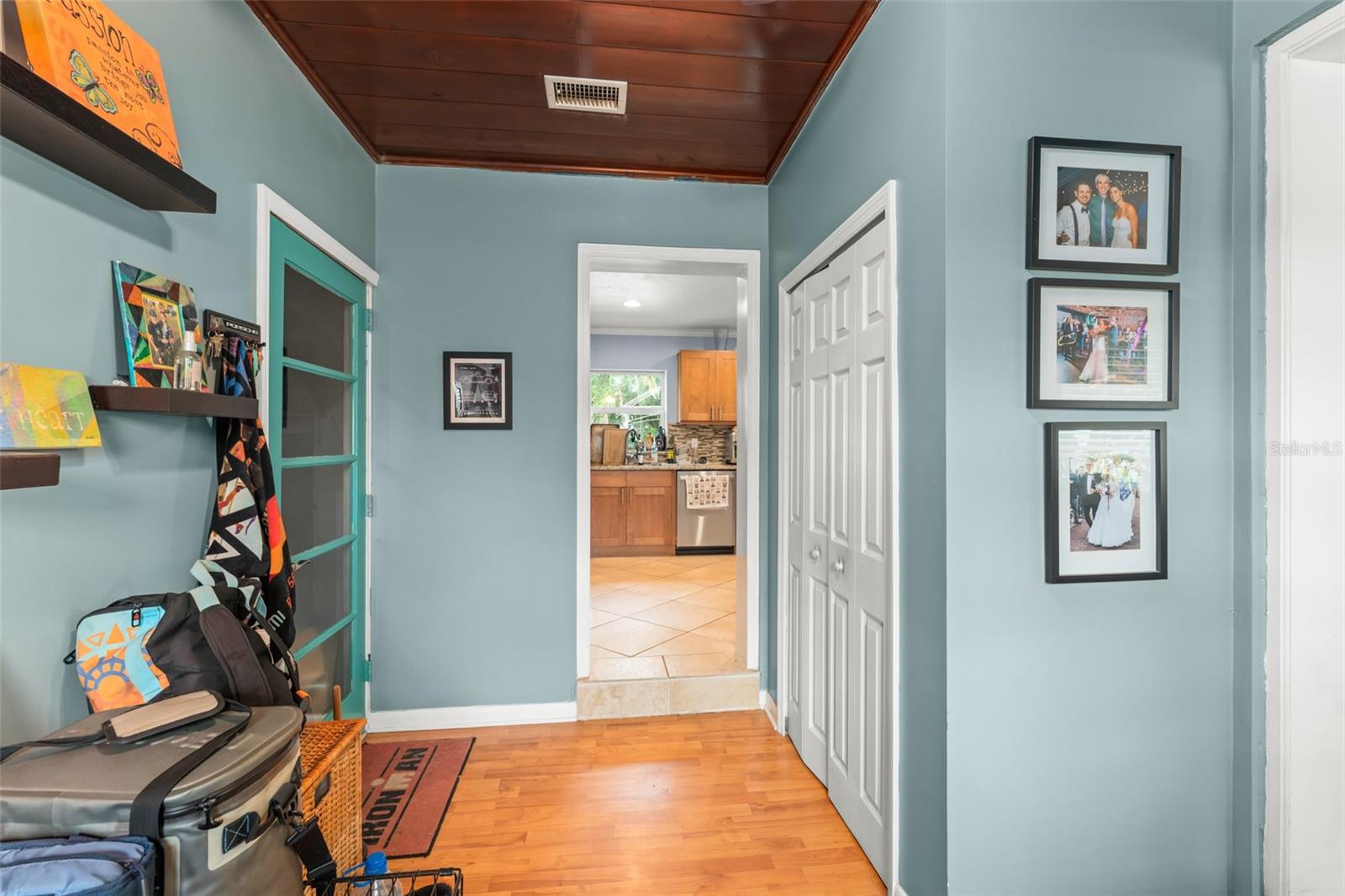 RENLEE TERRACE - Residential