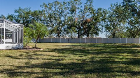 A home in PALMETTO