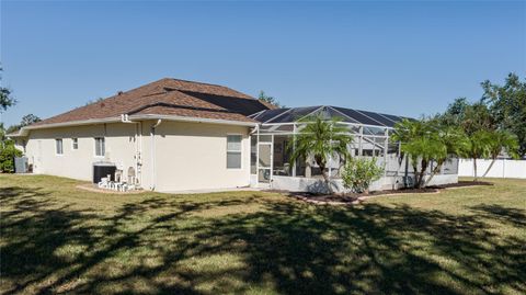 A home in PALMETTO