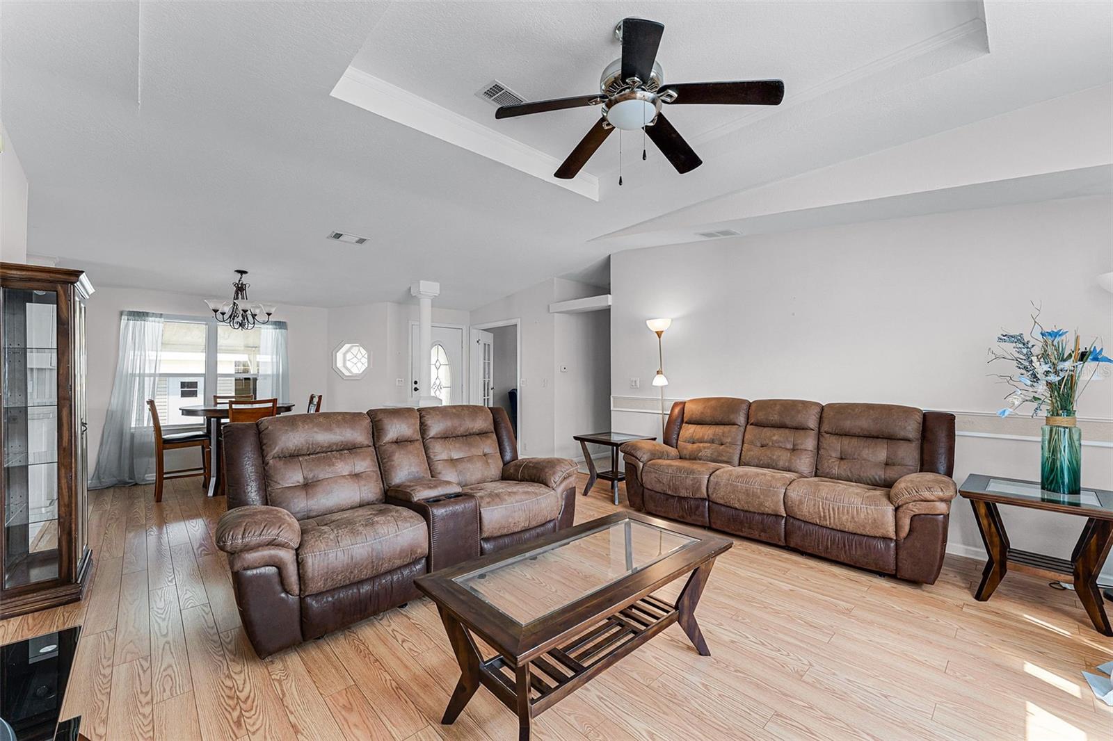2472 INDEPENDENCE LANE