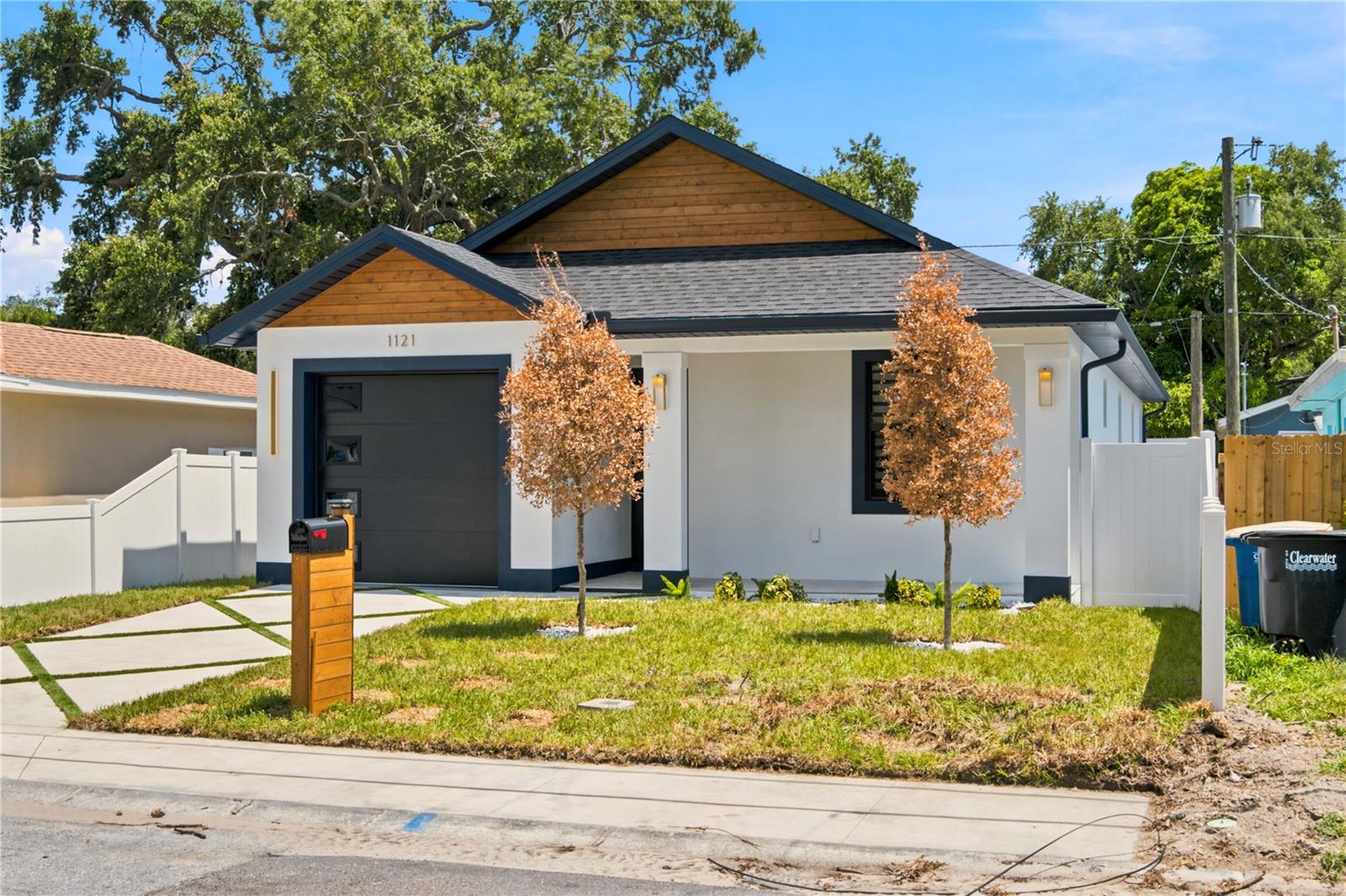 1121 ENGMAN STREET