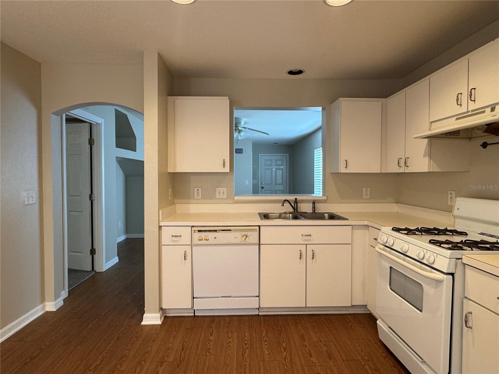 COVINGTON PARK PH 4A - Residential Lease