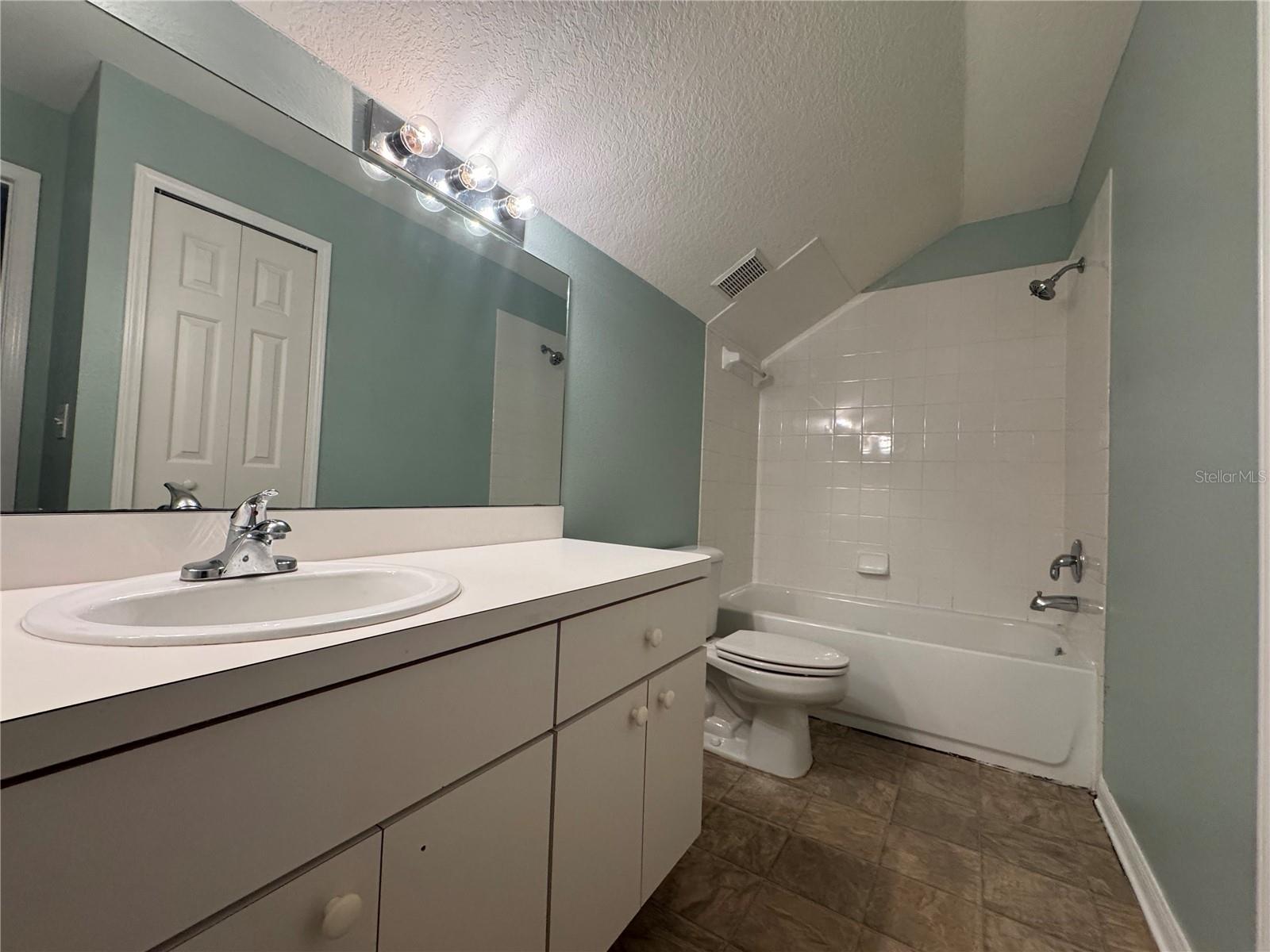 COVINGTON PARK PH 4A - Residential Lease