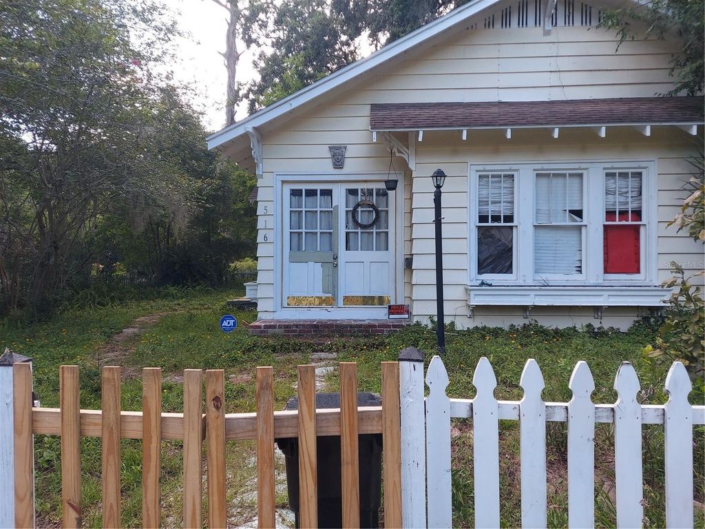 Photo of 516 NE 8th Avenue, Gainesville, FL 32601 (MLS # OM713621)