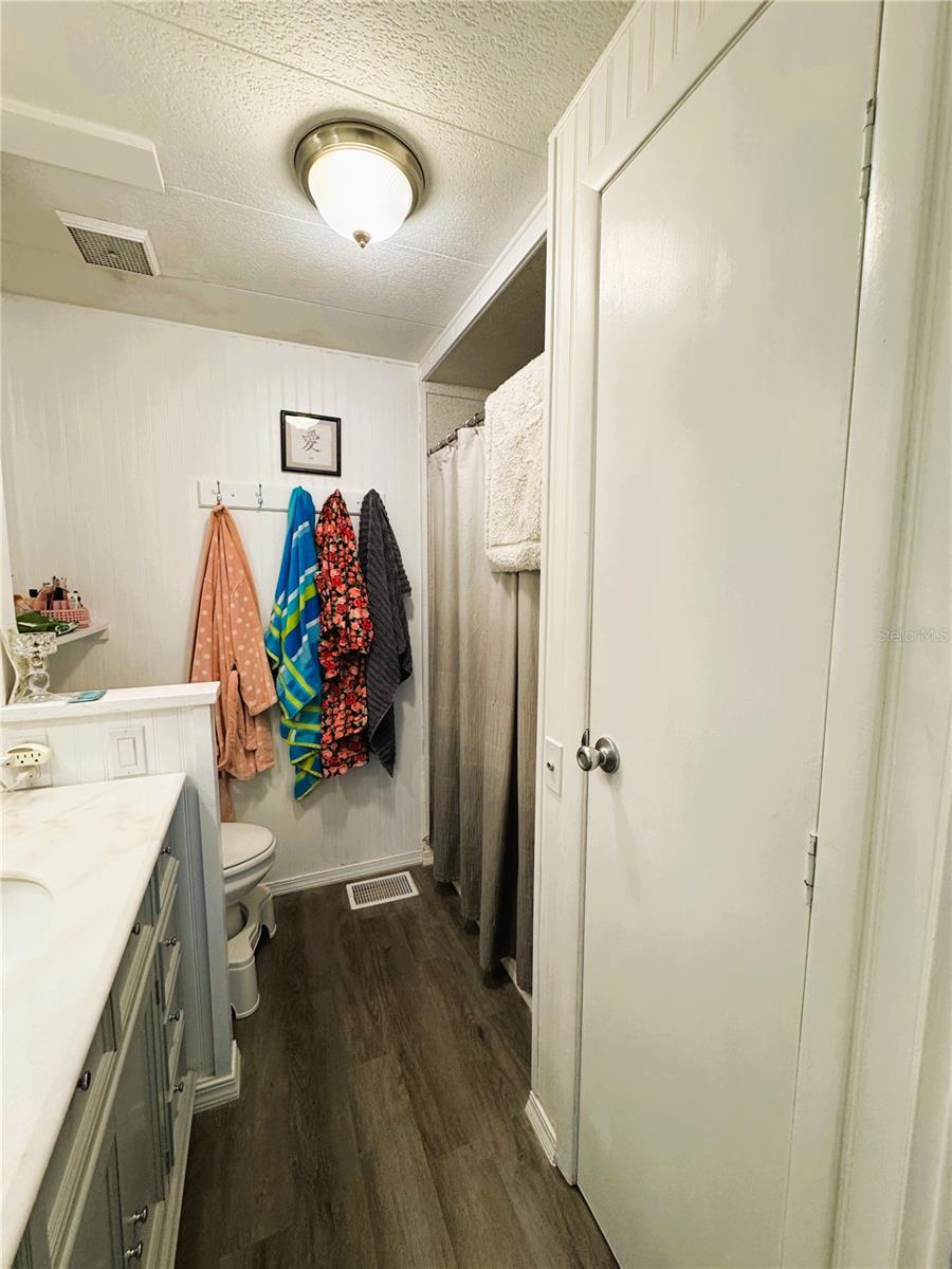 HAWTHORNE AT LEESBURG A COOP - Residential