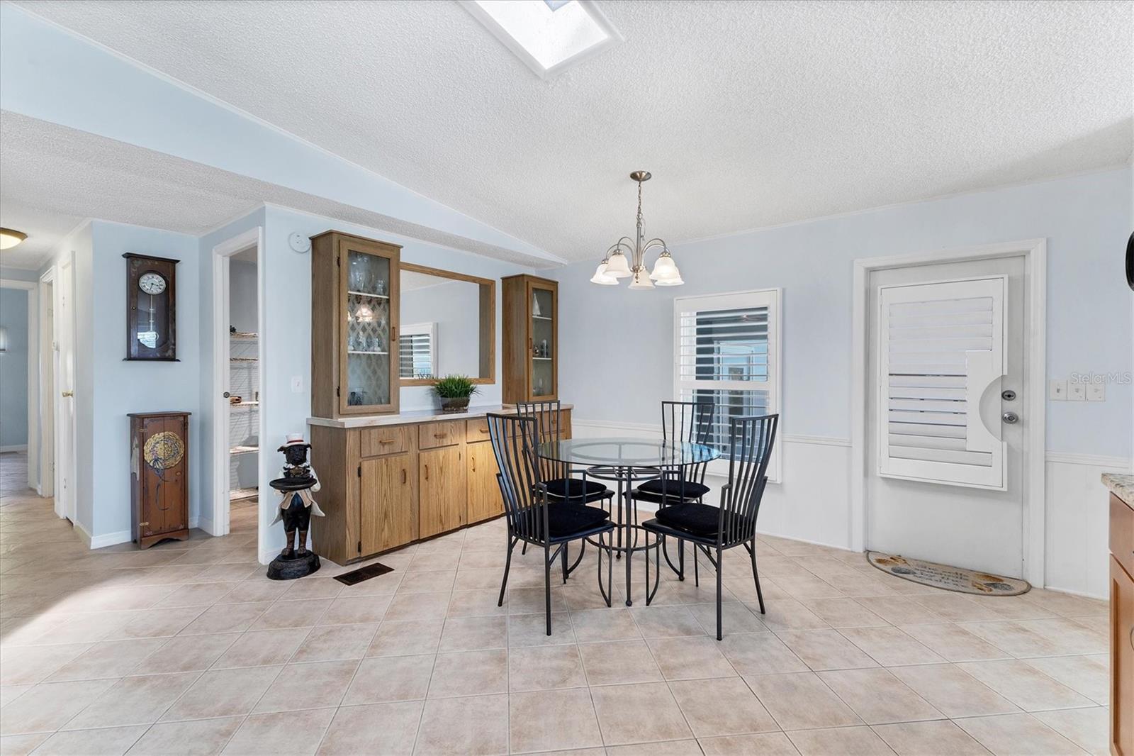 RIDGEWOOD MEADOWS PH II & III - Residential