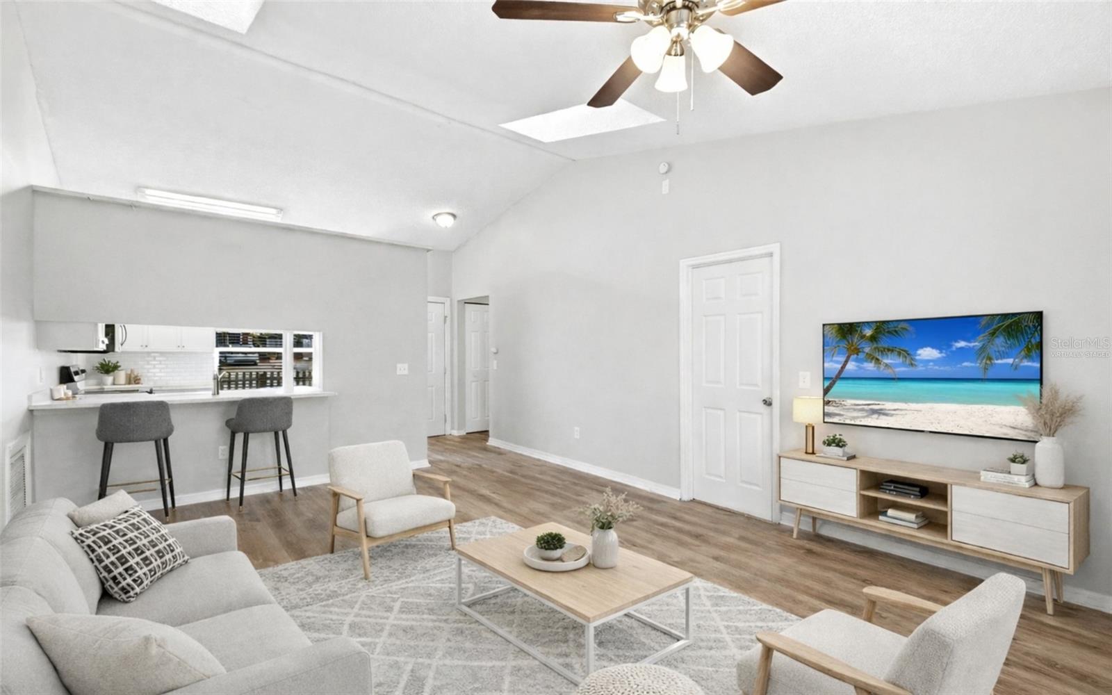 DELTONA LAKES UN 32 - Residential