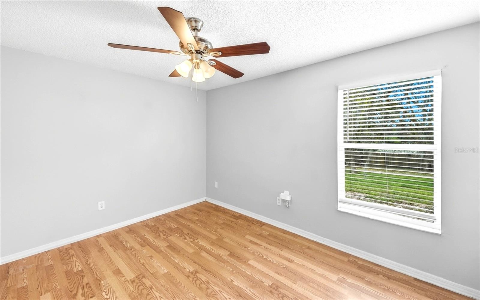 DELTONA LAKES UN 32 - Residential