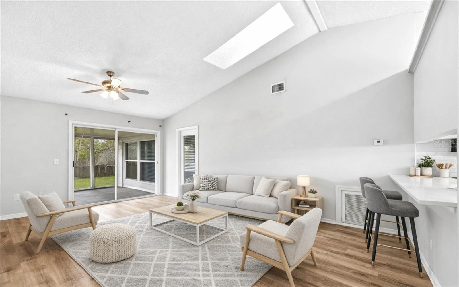 DELTONA LAKES UN 32 - Residential