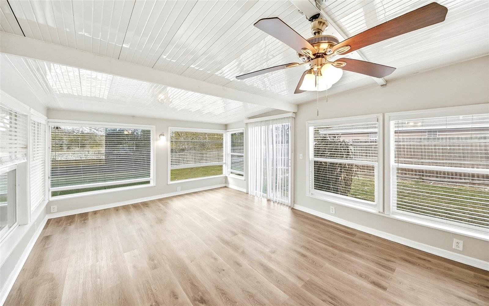 DELTONA LAKES UN 32 - Residential