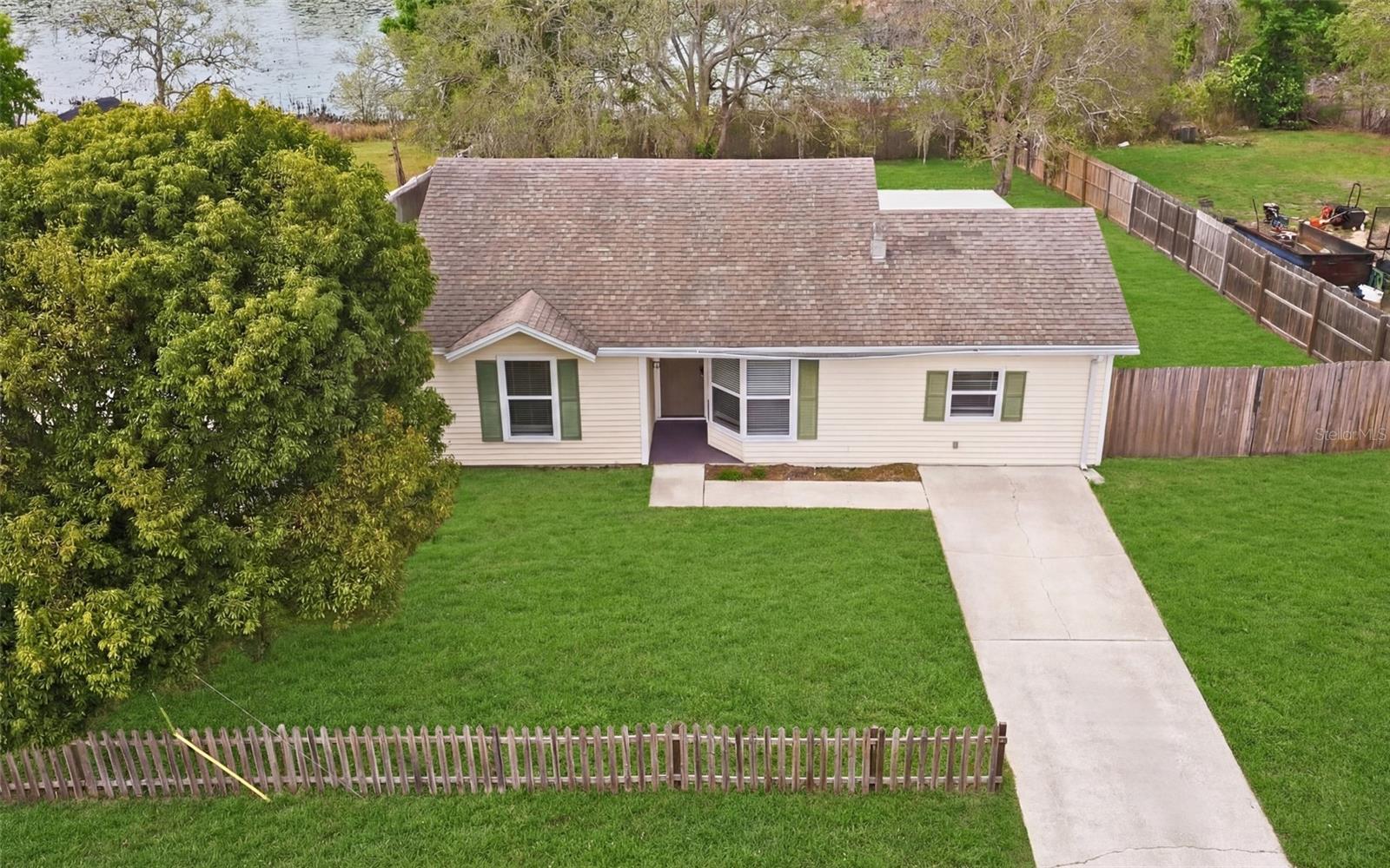 DELTONA LAKES UN 32 - Residential