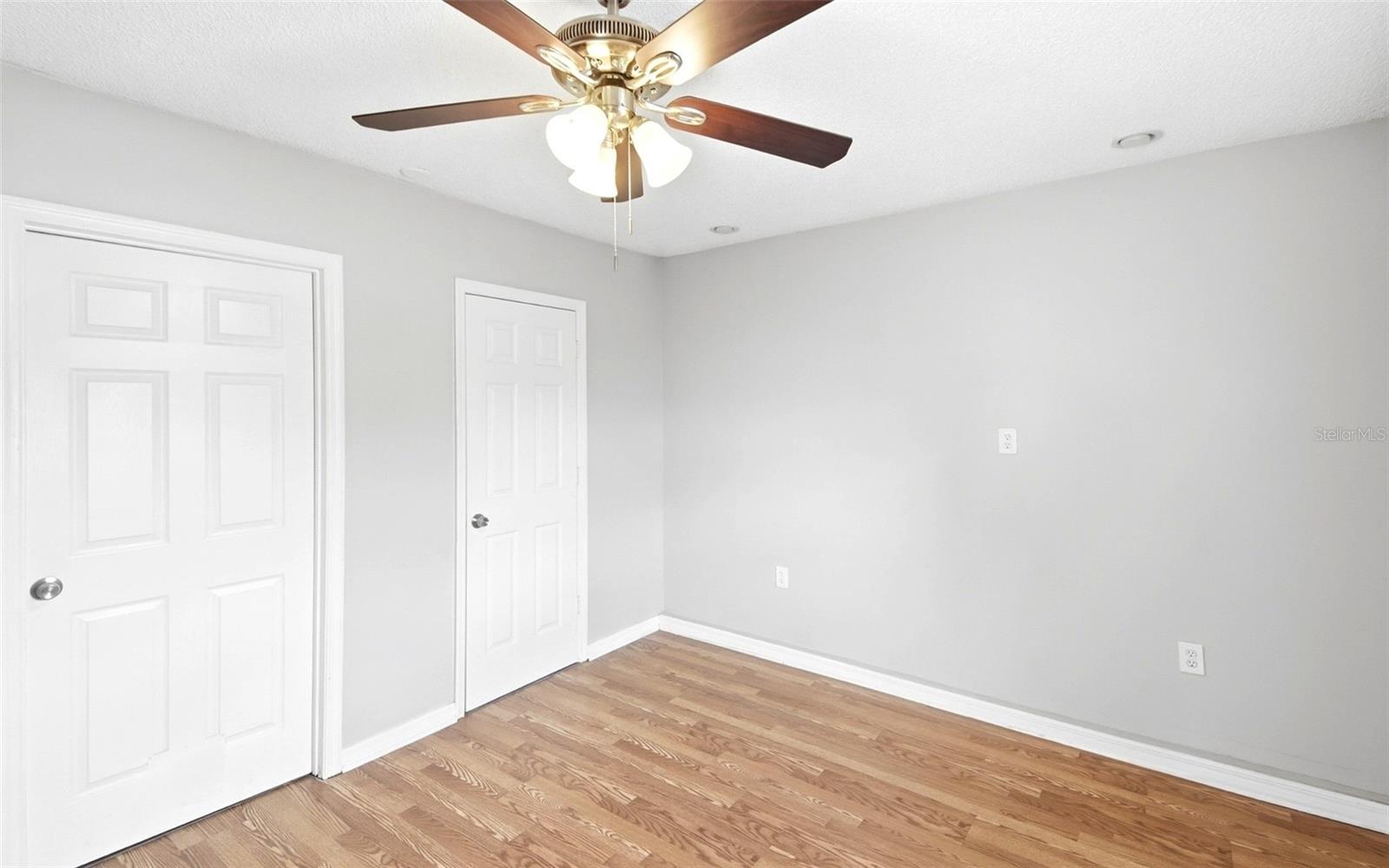 DELTONA LAKES UN 32 - Residential