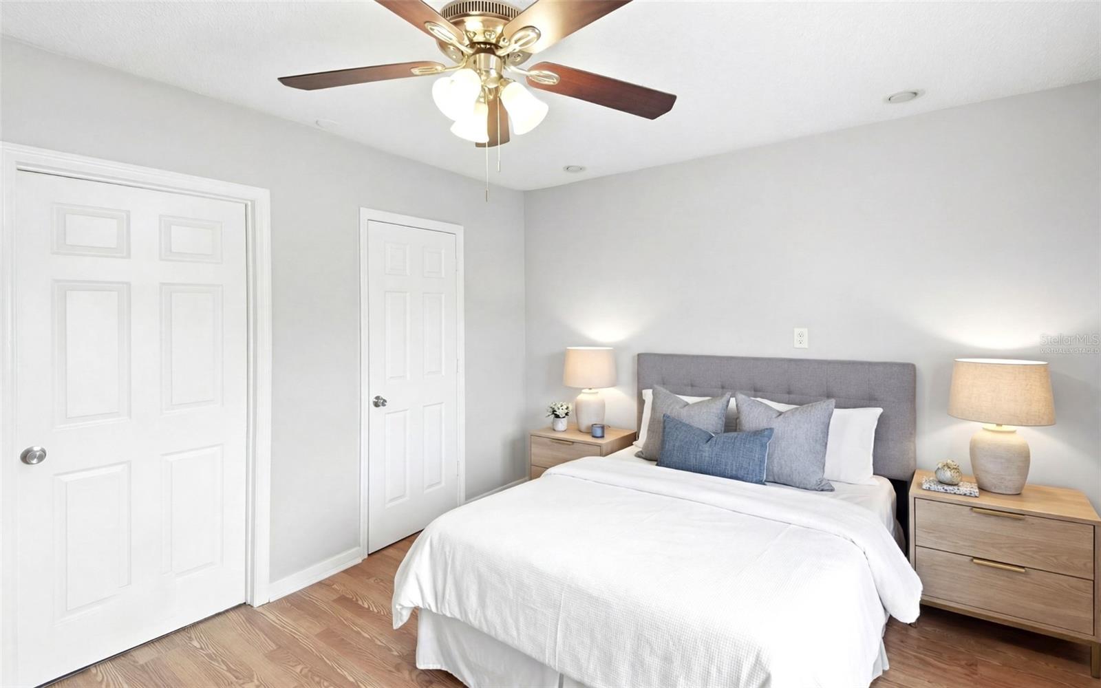 DELTONA LAKES UN 32 - Residential