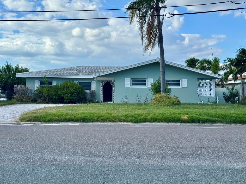 Photo of 800 115th Avenue, Treasure Island, FL 33706 (MLS # TB8439126)