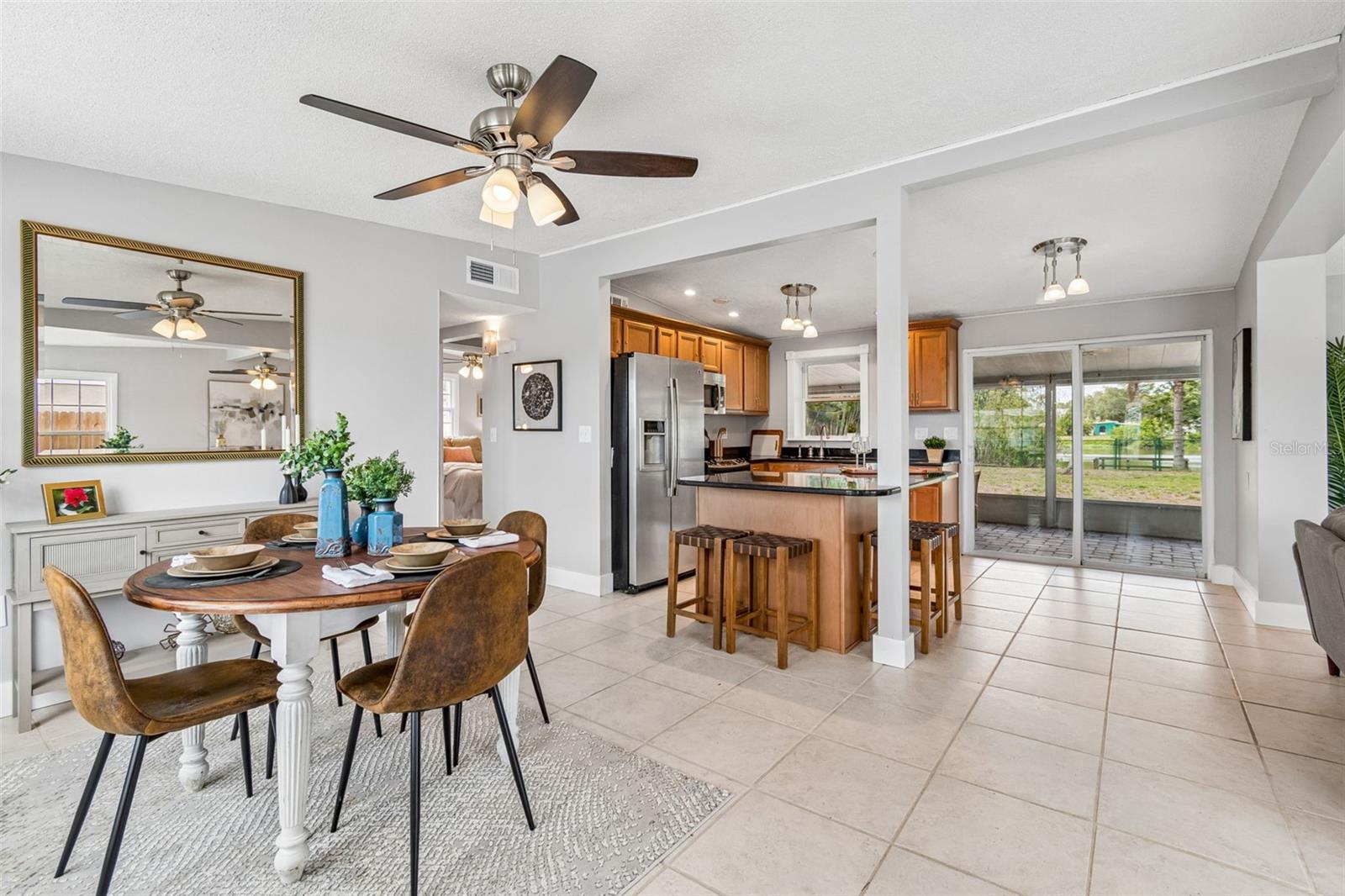 CROSS BAYOU ESTATES 7TH ADD - Residential