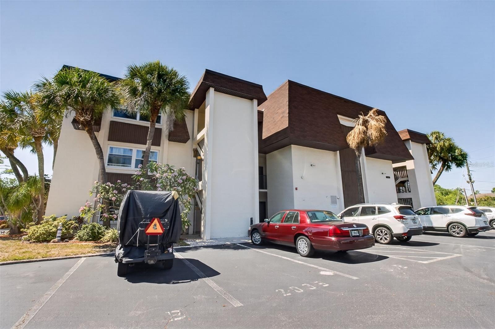 COVINGTON COURT MT VERNON & HERMITAGE CONDO - Residential