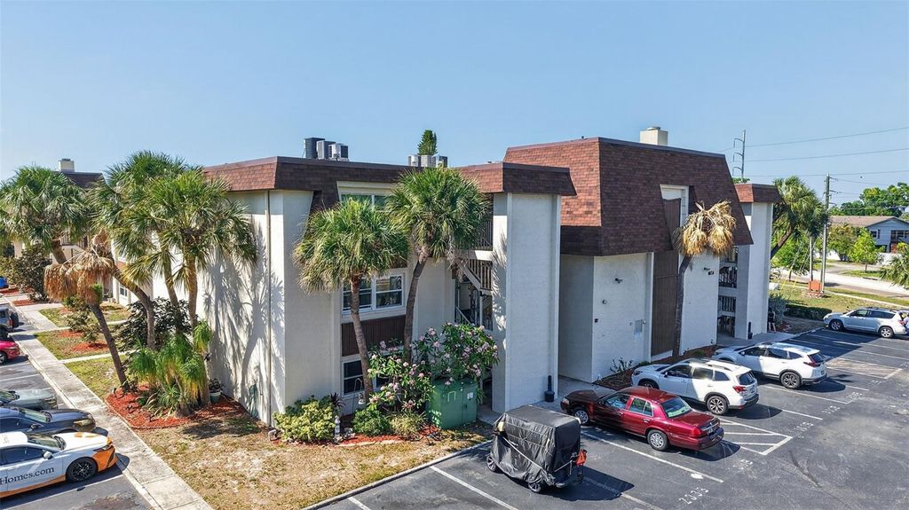 Photo of 6370 1st Street N #202, St Petersburg, FL 33702 (MLS # TB8509788)