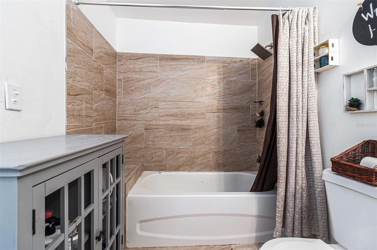 RIO GRANDE TERRACE 6TH ADD - Residential