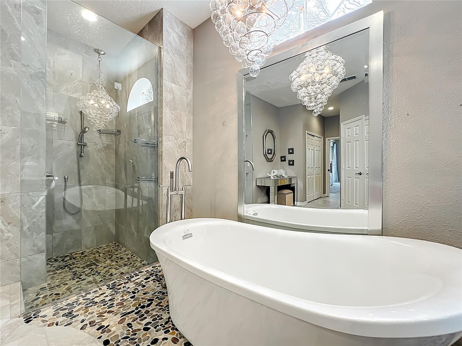 RIVERSBEND - Residential