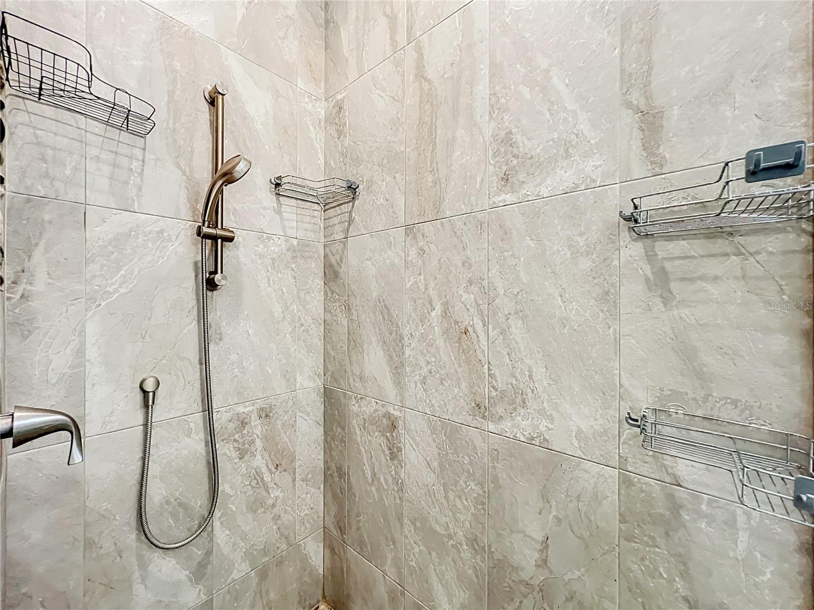 RIVERSBEND - Residential