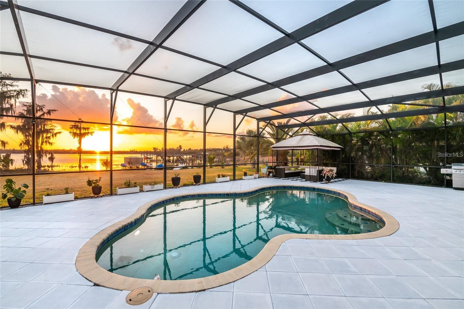 5552 REMSEN CAY LANE