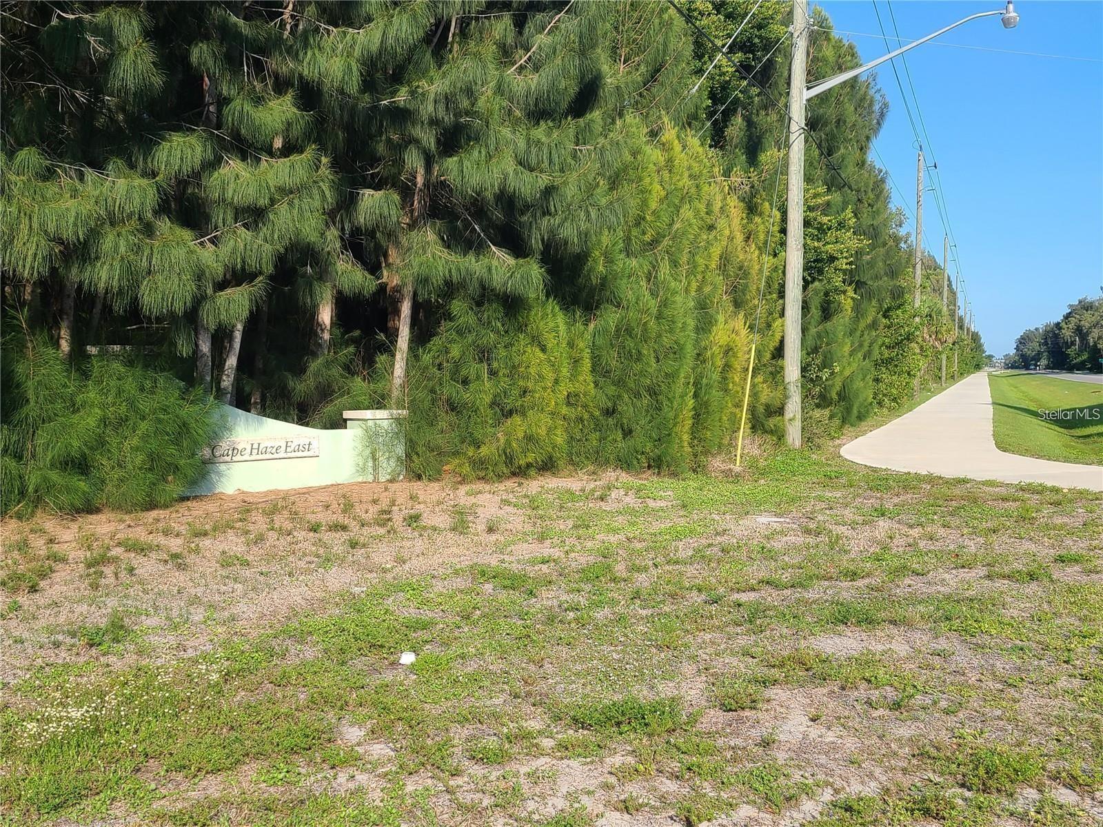 CAPE HAZE EAST - Land