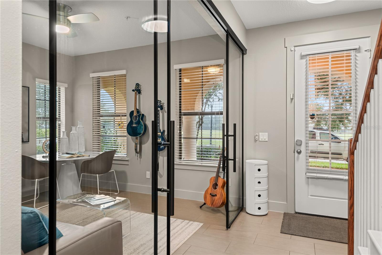 Casas a venda 4 - Jen Dantas 4510 LOWER PARK ROAD