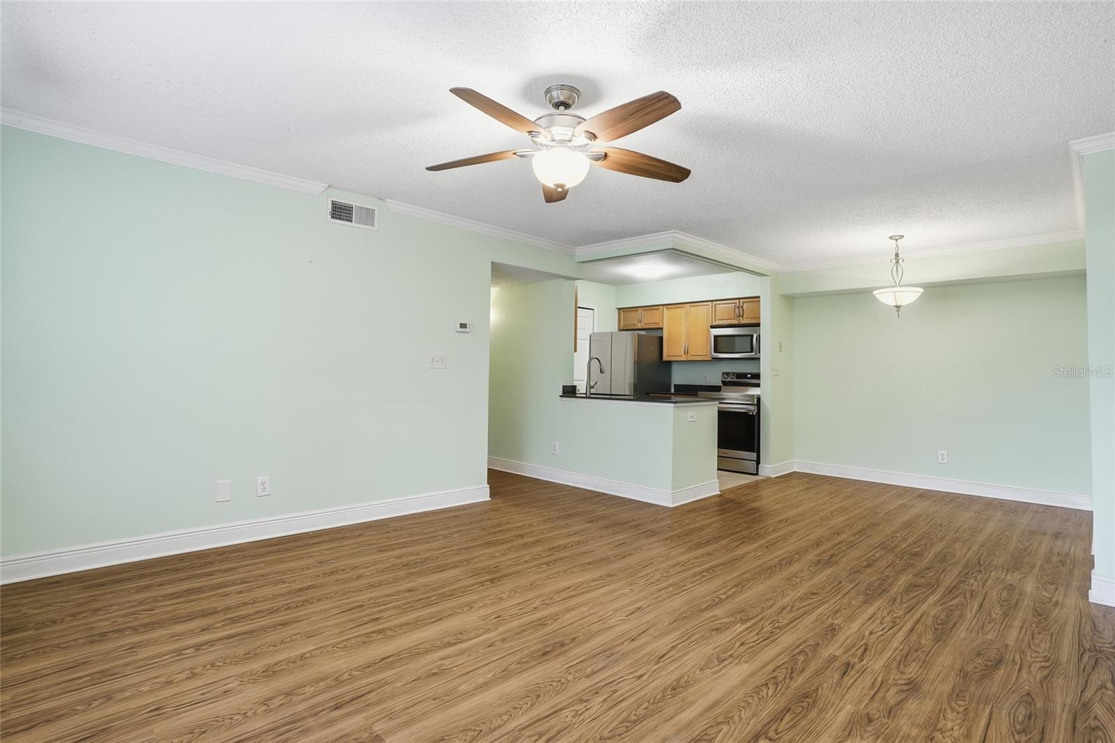 BENTLEY AT COBBS LANDING CONDO THE - Residential Lease