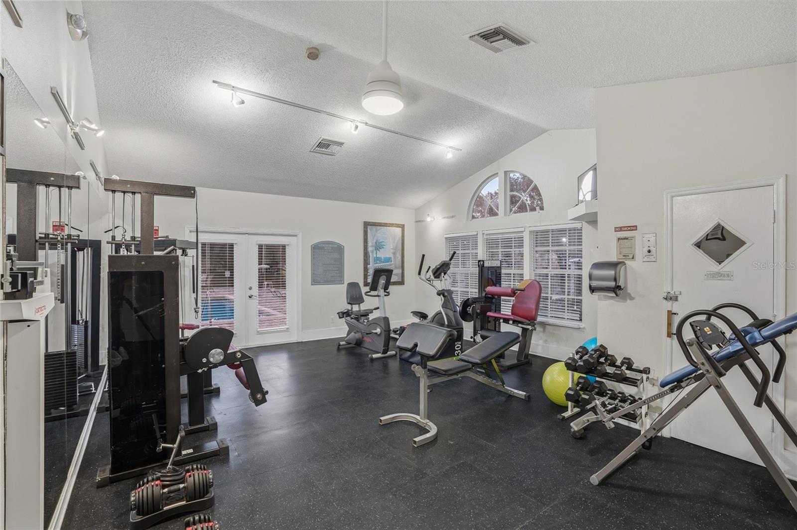 BENTLEY AT COBBS LANDING CONDO THE - Residential Lease