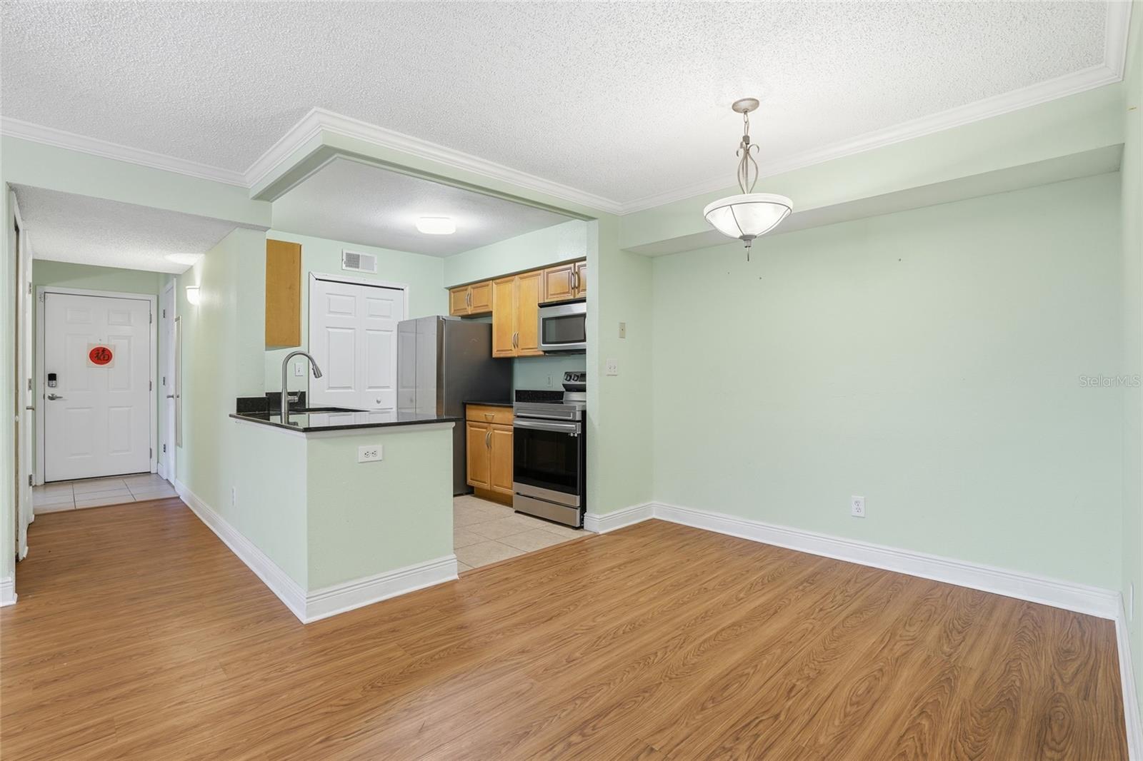 BENTLEY AT COBBS LANDING CONDO THE - Residential Lease