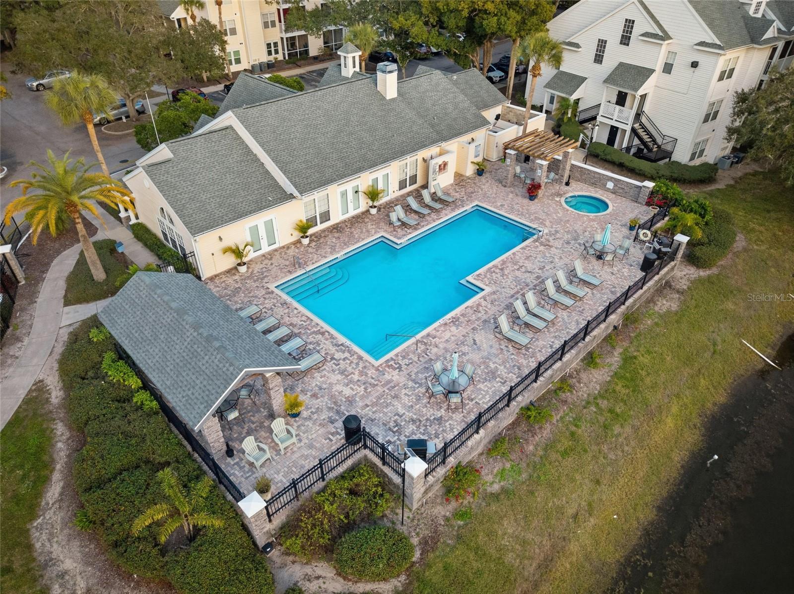 BENTLEY AT COBBS LANDING CONDO THE - Residential Lease