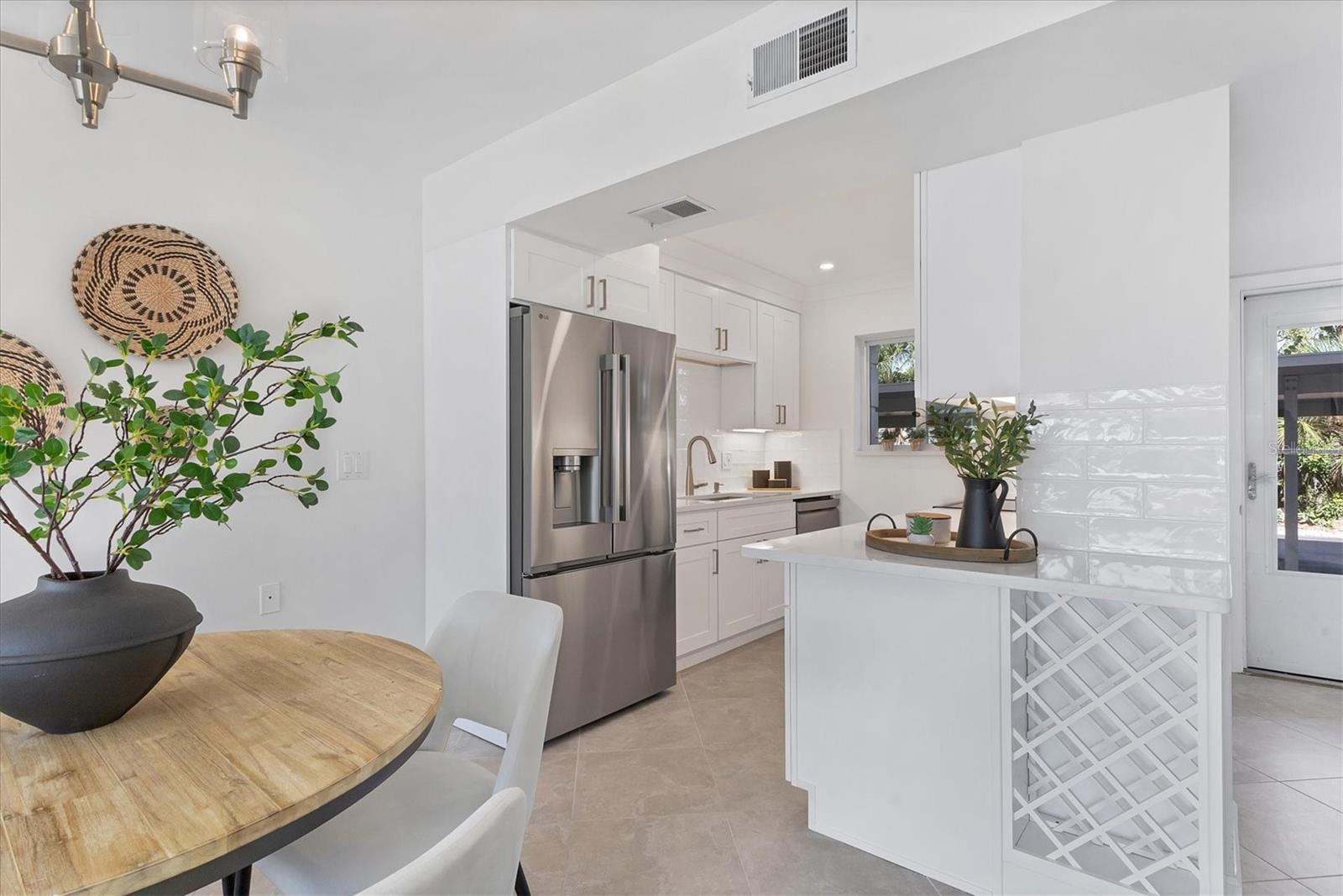 BEACH HARBOR CLUB - Residential