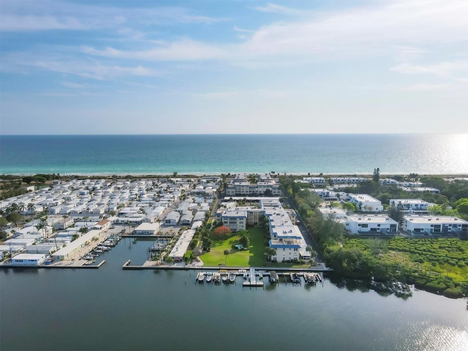 BEACH HARBOR CLUB - Residential