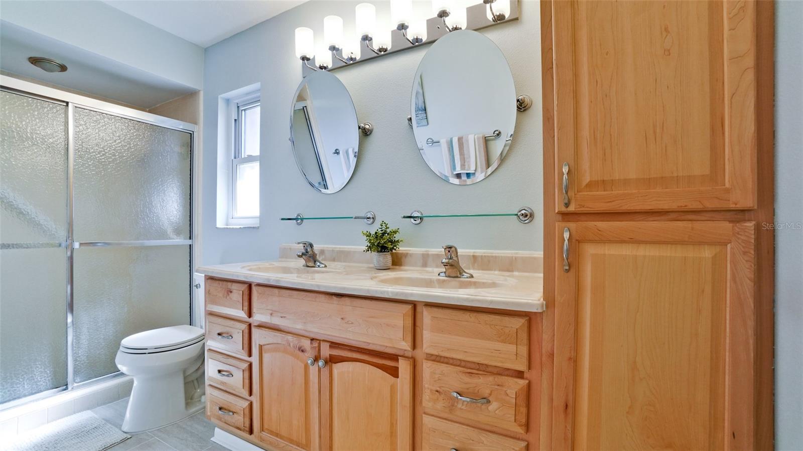 VILLAGE GREEN OF BRADENTON - Residential