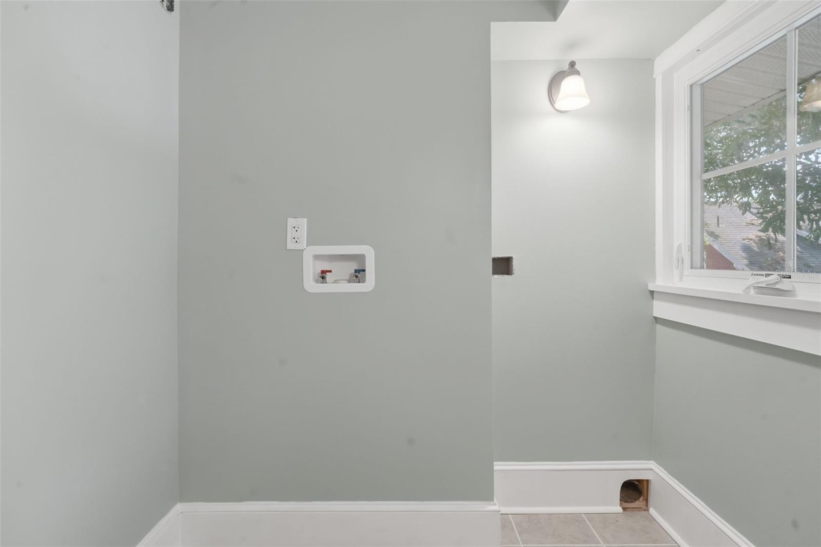 CARPENTERS LOTS 5&6 BLK 10 DELAND - Residential