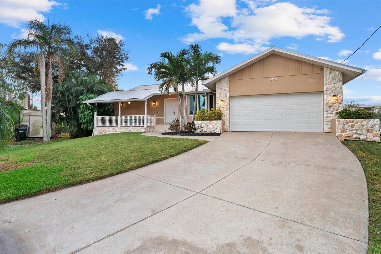 WATERFRONT ESTATES - Residential