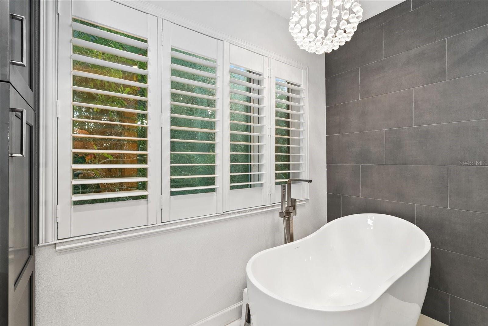 WATERFRONT ESTATES - Residential