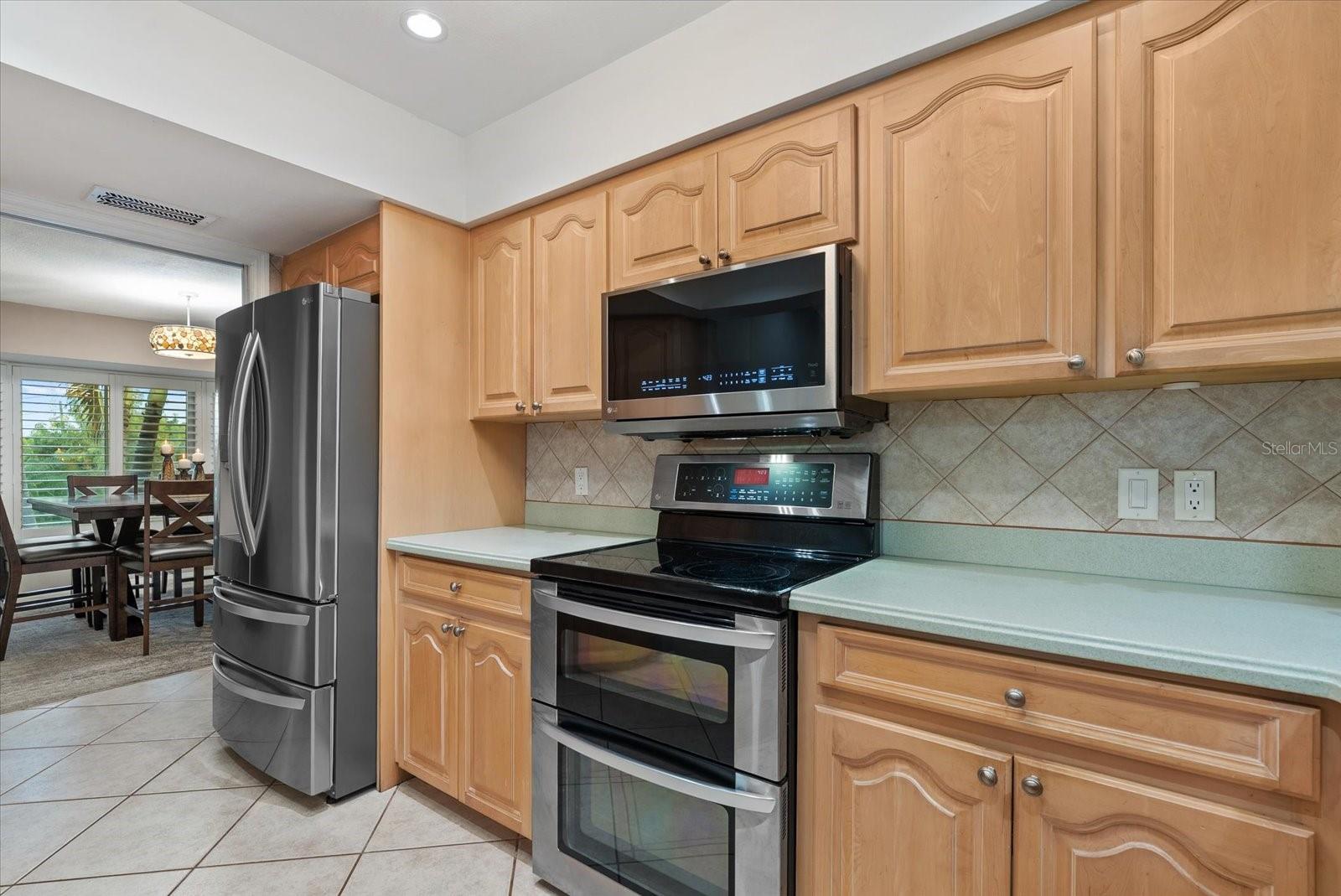 WATERFRONT ESTATES - Residential