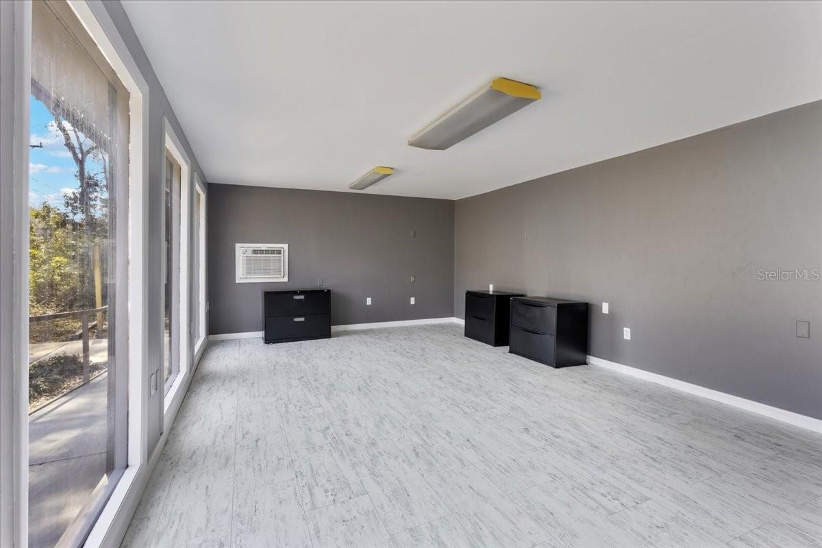 COLFAX CITY - Commercial Sale