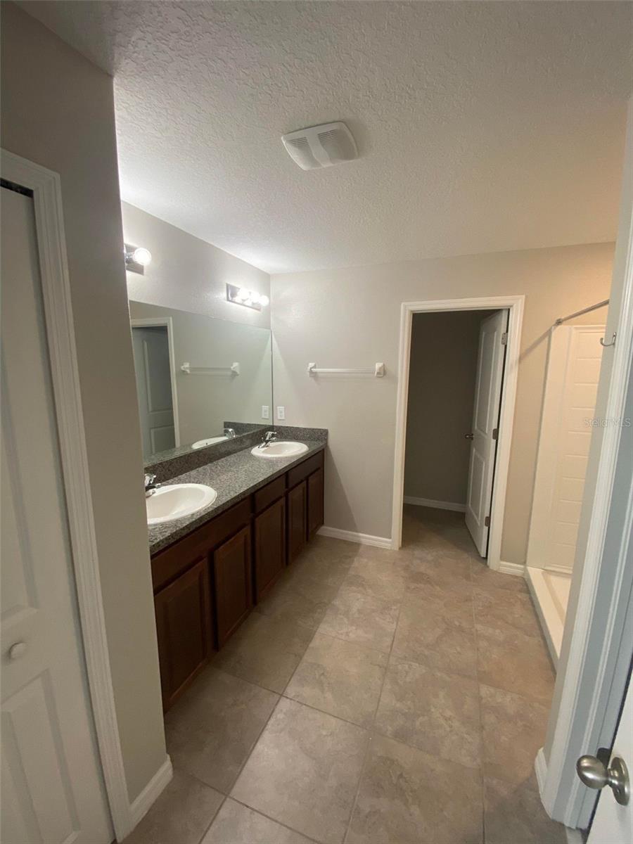 BELMONT NORTH PH 2C - Residential Lease
