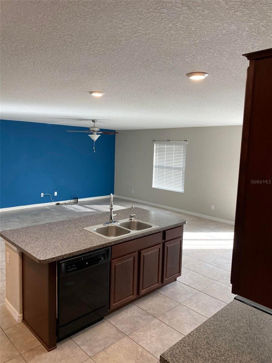 BELMONT NORTH PH 2C - Residential Lease
