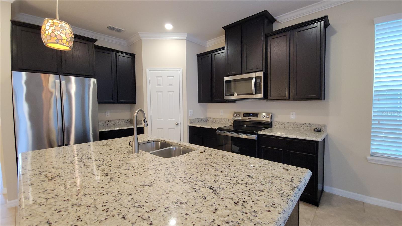 SUMMERLAKE - Residential