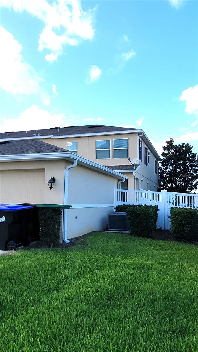 SUMMERLAKE - Residential