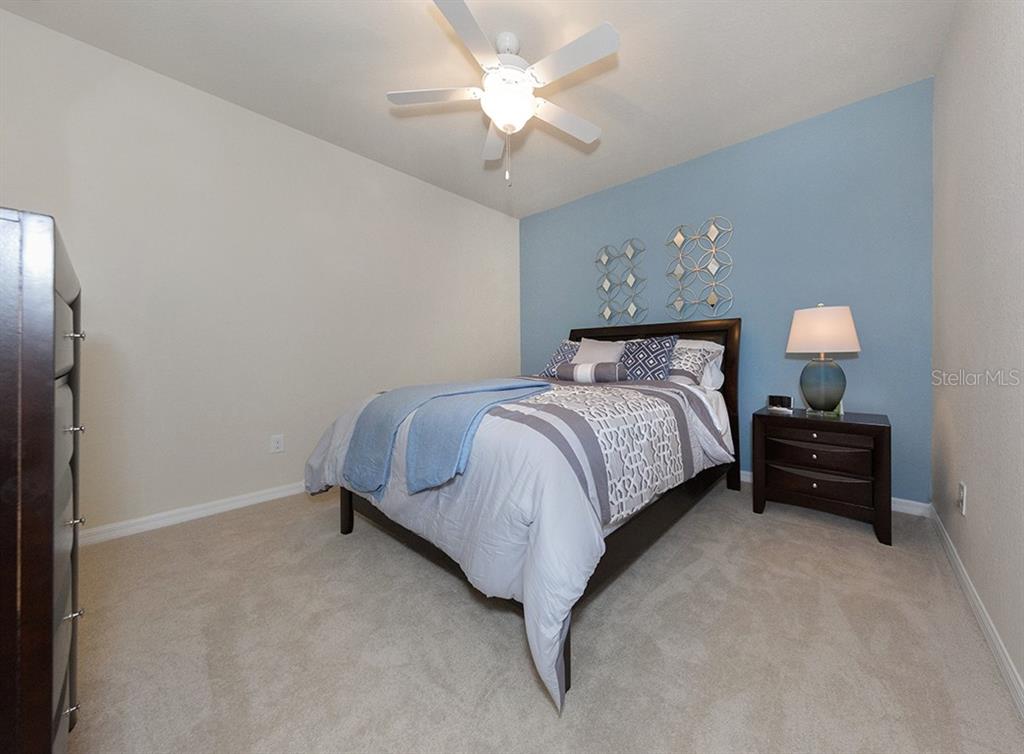 LAKEWOOD NATIONAL - Residential Lease