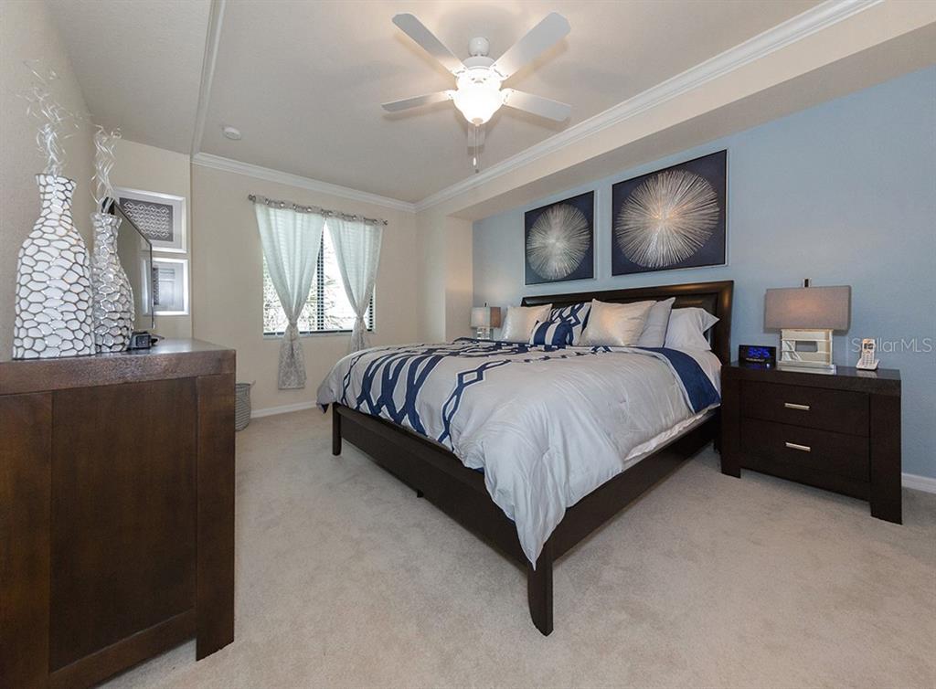 LAKEWOOD NATIONAL - Residential Lease