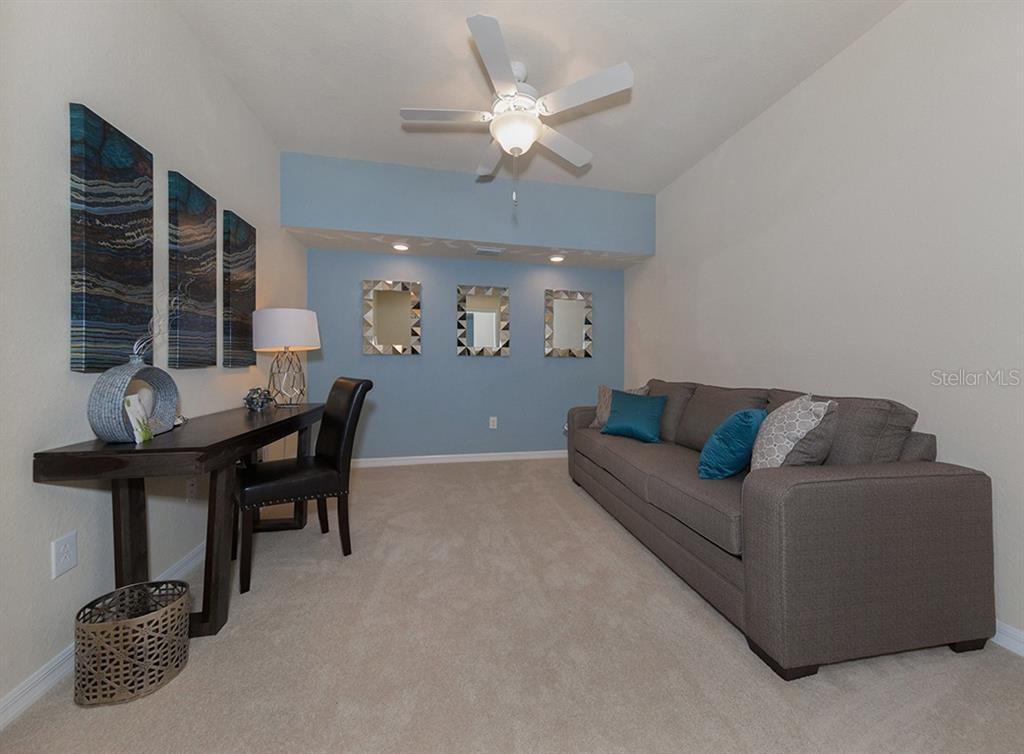 LAKEWOOD NATIONAL - Residential Lease